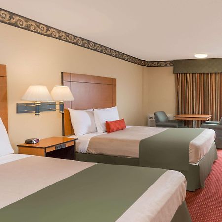 Travelodge By Wyndham San Clemente Beach Экстерьер фото