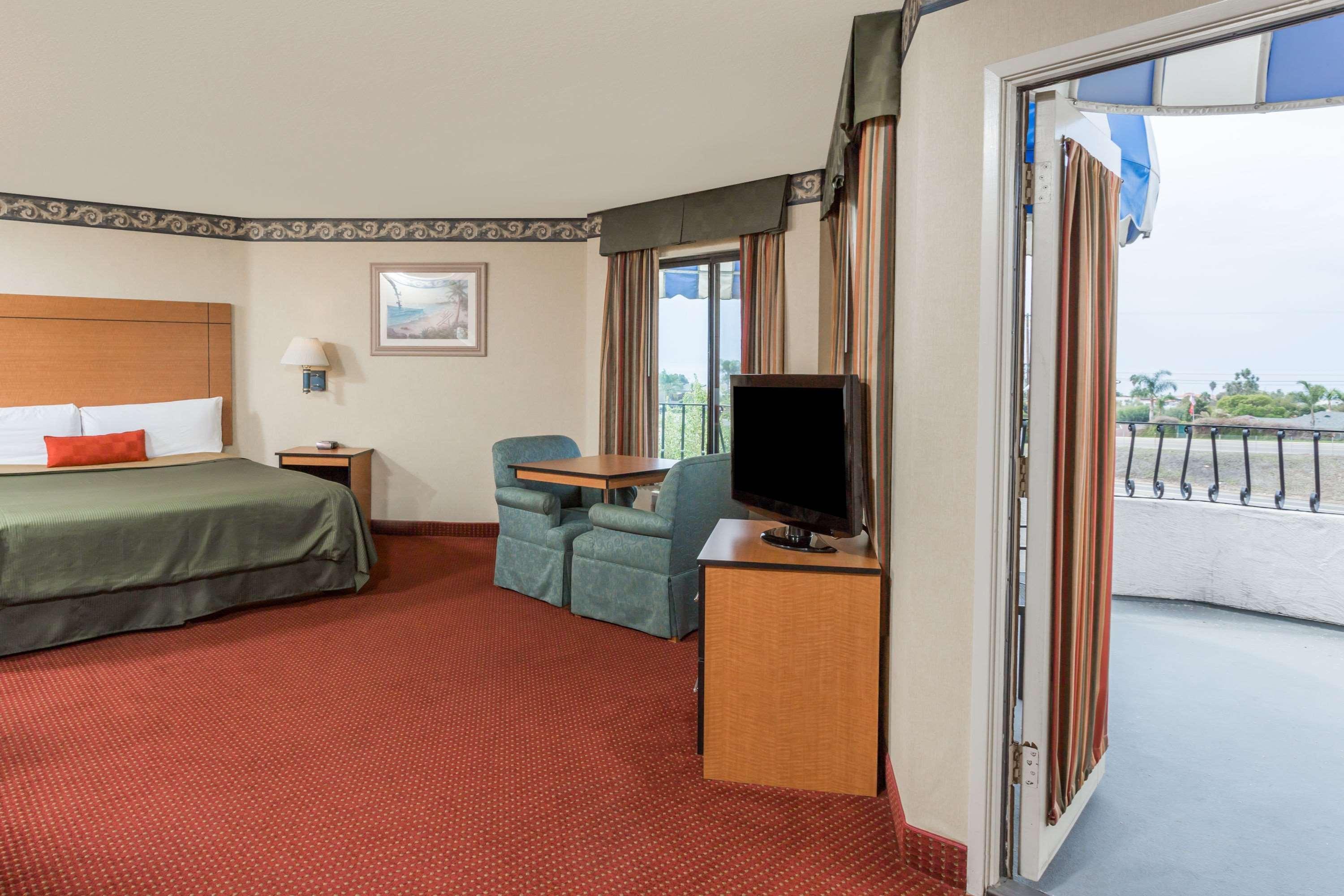 Travelodge By Wyndham San Clemente Beach Экстерьер фото