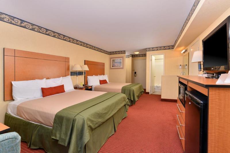 Travelodge By Wyndham San Clemente Beach Экстерьер фото